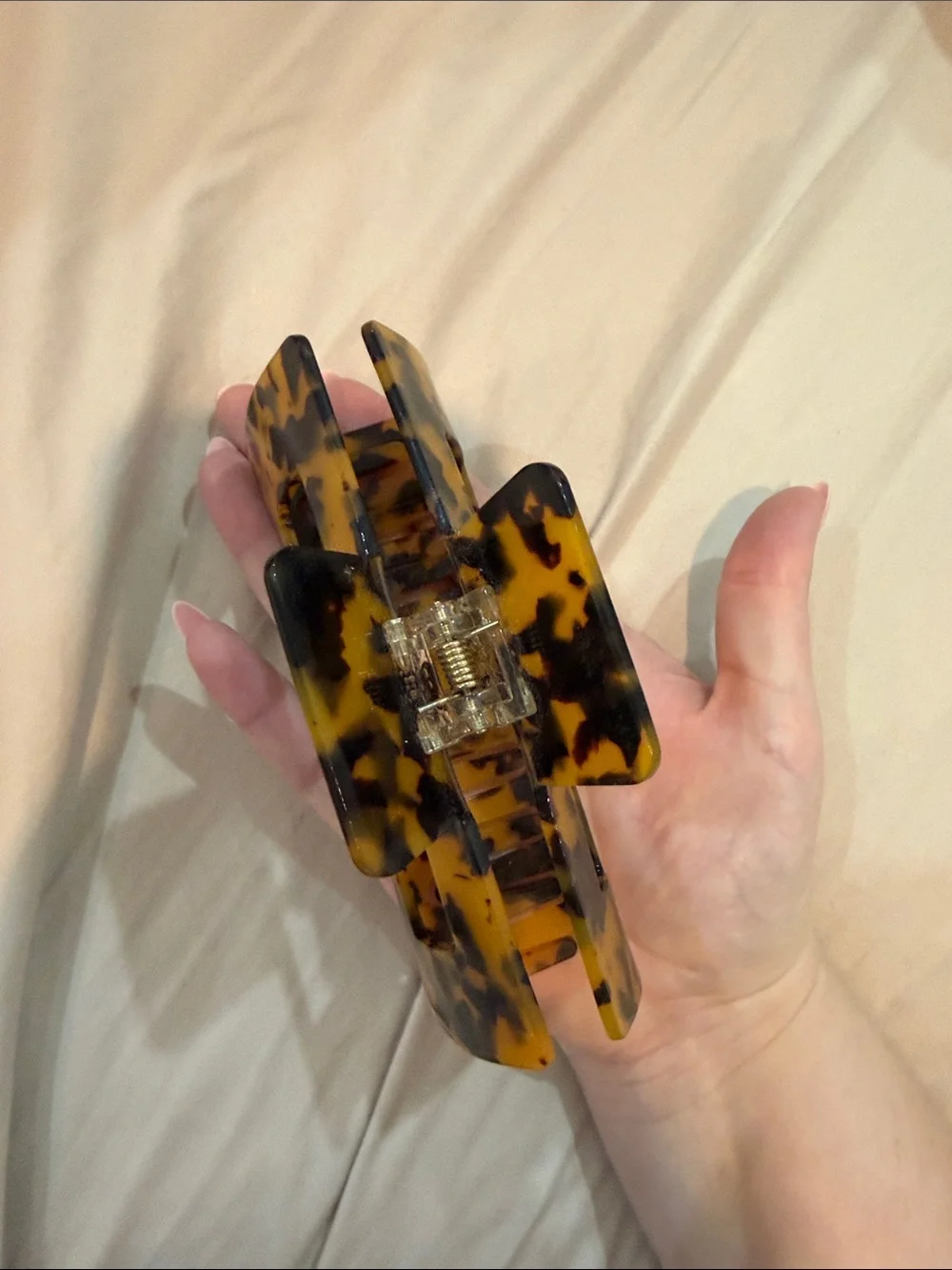 XL Rectangular Hair Clip Tortoise